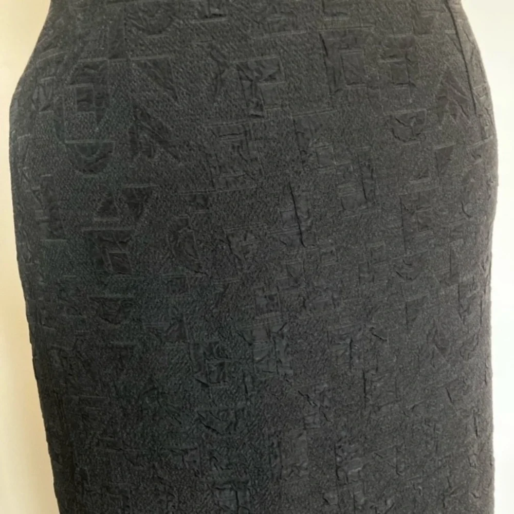 80s midi skirt made in France, dark black, Ann Taylor, labeled 4 but fits like 0 - Picture 10 of 14